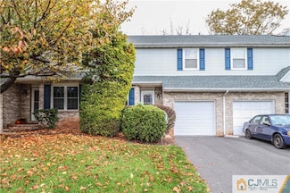 18 Snowflake Ln, Edison, NJ 08820
