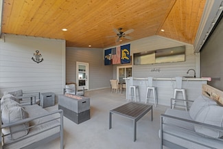 10737 S Lake Mist Ln, Willis, TX 77318