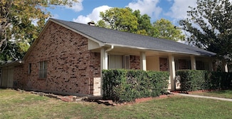 6662 Canyon Way Dr, Houston, TX 77086