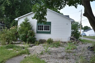 1006 Brook St, Piqua, OH 45356
