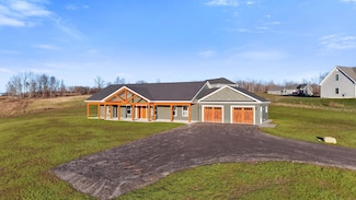 21 Mia Ridge, Sidney, ME 04330