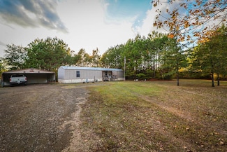 16892 U S 69, Huntington, TX 75949