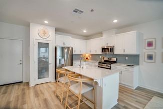 308 Satsuma Trail, Fallbrook, CA 92028
