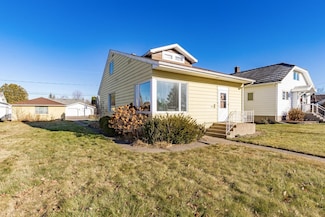 1107 E 6th St, Superior, WI 54880