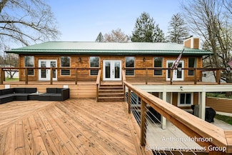 1237 Birch Dr, White Cloud, MI 49349