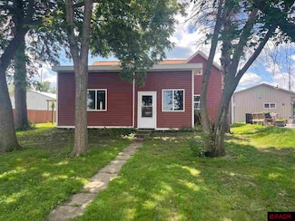 519 N German St, New Ulm, MN 56073