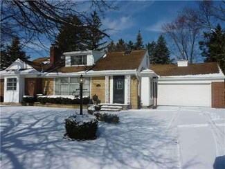 3406 Hughes Blvd, Toledo, OH 43606