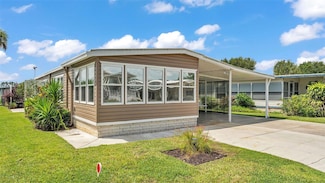 34704 Sweetpea Ln, Zephyrhills, FL 33541