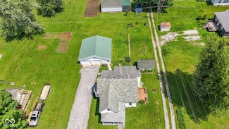 206 E Franklin St, Roachdale, IN 46172