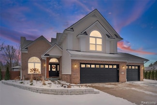 8203 Boulder Dr, Davison, MI 48423