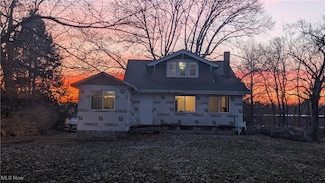 10444 E River Rd, Columbia Station, OH 44028
