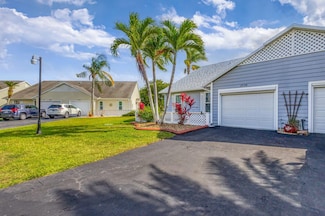 2508 SE Tropical Cir E, Port St. Lucie, FL 34952