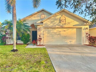 9630 Mendocino Dr, Fort Myers, FL 33919
