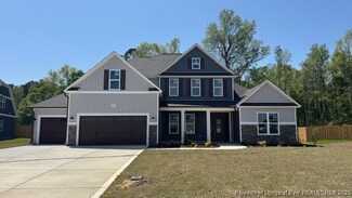 5340 Mountain Run Dr, Hope Mills, NC 28348