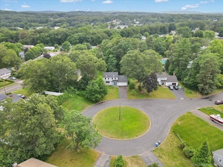 53 Montclair Dr, Manchester, CT 06042