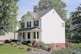 2371 N Chesterfield Ct, Charlottesville, VA 22911
