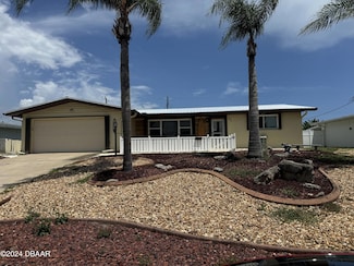 345 Emory Dr, Daytona Beach, FL 32118