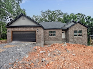 10 Greenodd Dr, Bella Vista, AR 72714