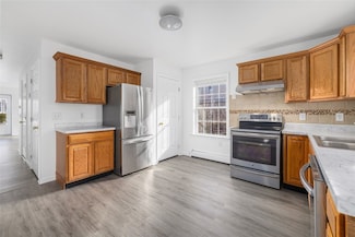 38 Brook St, Central Falls, RI 02863