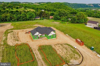 448 Long Lane Rd, Lehigh Township, PA 18088