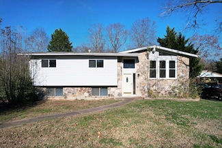 607 Mountain Wood Dr, Hixson, TN 37343