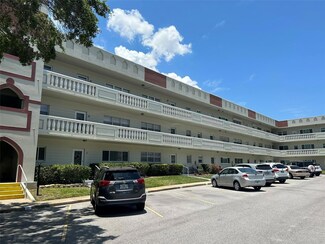 2284 Spanish Dr Unit 44, Clearwater, FL 33763