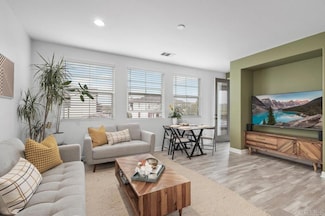 2155 Palo Alto Dr Unit 126, Chula Vista, CA 91914