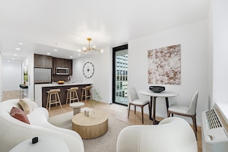 160 1st St Unit 1013, Jersey City, NJ 07302