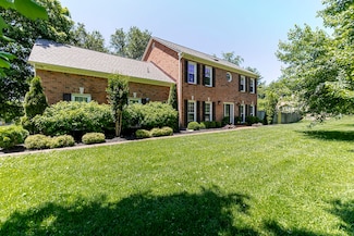612 Glen Oaks Dr, Franklin, TN 37067