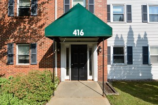 416 Grove St Unit A3, Newton, MA 02462