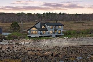 107 Marshall Point Rd, Kennebunkport, ME 04046