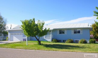 6 E 1st St S, Sugar City, ID 83448