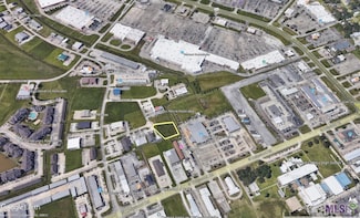 138 Finish Line Ln, Houma, LA 70360