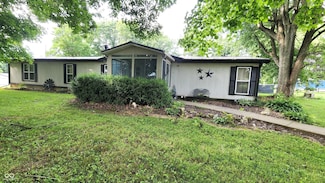 1003 Oak Dr, Kingman, IN 47952