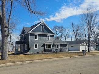 178 Lion Ave, Hancock, MN 56244