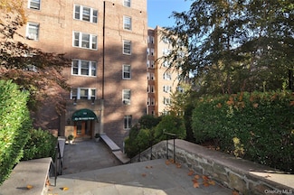 280 Bronxville Rd Unit 3W, Bronxville, NY 10708