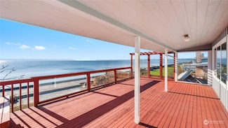 111 Iverson Rd, Camano Island, WA 98282