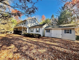 406 Rose Marie Ln, East Stroudsburg, PA 18302
