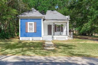 310 W Tennessee Ave, Vivian, LA 71082