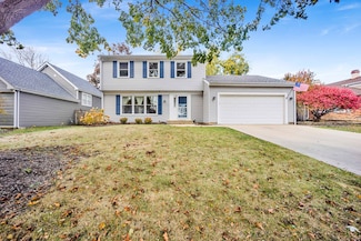 308 Albany Ln, Vernon Hills, IL 60061