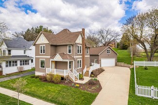 312 3rd Ave, New Glarus, WI 53574