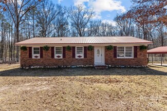 1267 Oak Hill Rd, Chester, SC 29706