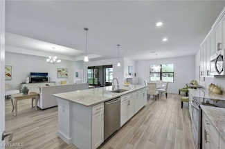 1821 Lema Ct, Naples, FL 34120