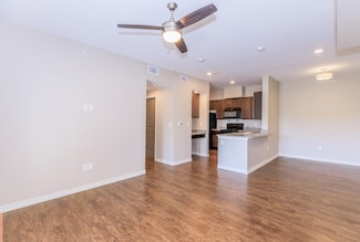 2991 Lakeside Dr, Midlothian, TX 76065