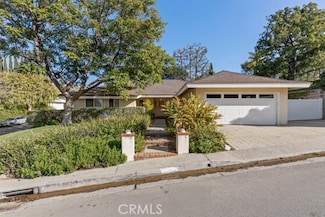 3150 Dona Maria Dr, Studio City, CA 91604