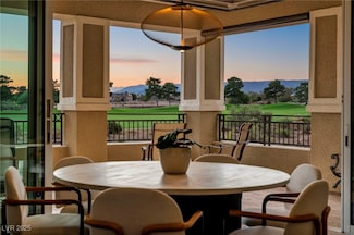 9141 Las Manaitas Ave Unit 202, Las Vegas, NV 89144