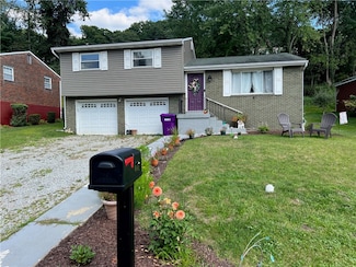 635 Harborview Dr, Pittsburgh, PA 15239