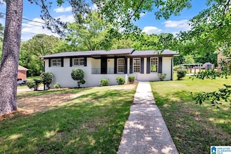 115 Rayfield Dr SW, Bessemer, AL 35022