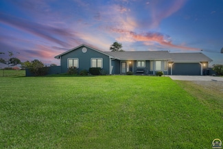 1545 E St, Osage City, KS 66523