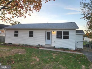 3211 Partridge Dr, Dover, PA 17315